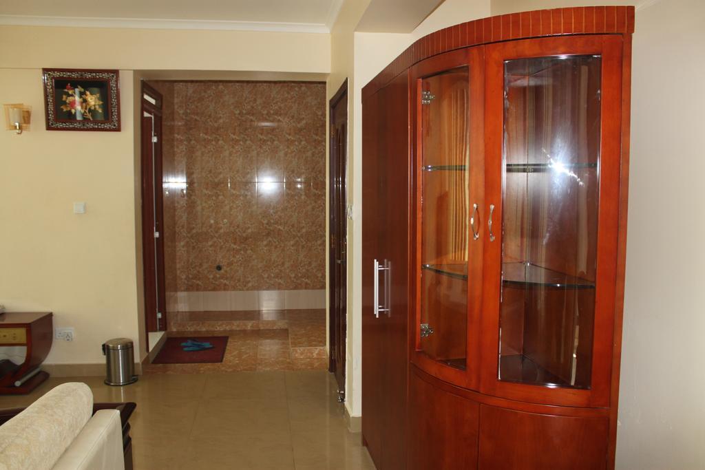 Mic Hotel Dar es Salaam Quarto foto