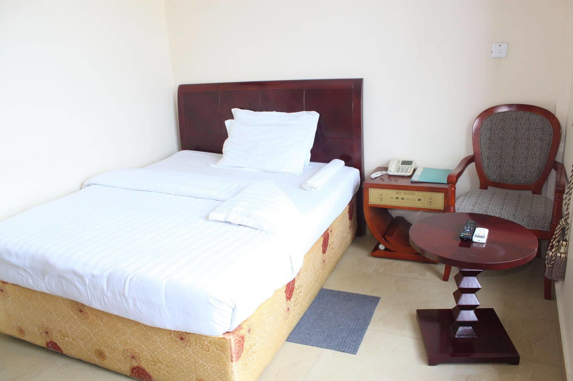 Mic Hotel Dar es Salaam Exterior foto